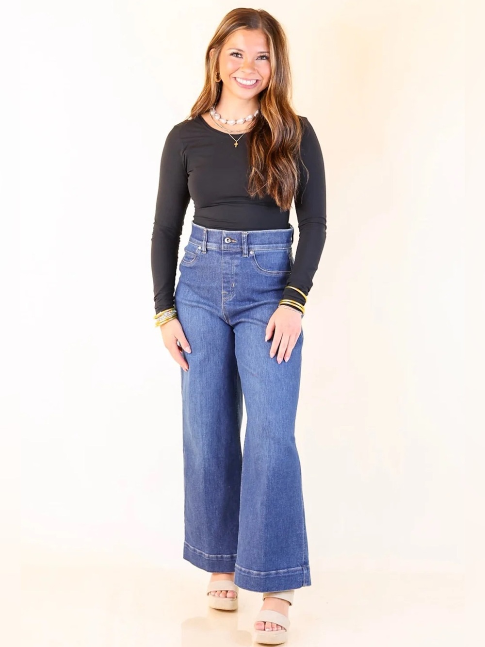 Spanx EveryWhere Cropped Wide Leg Jeans in Dark Wash Size Medium